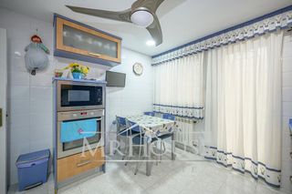 Casa adosada en venta en Fuentebella-San Felix-El Leguario en Parla