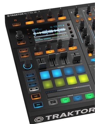 Mesa de mezclas Controlador DJ Traktor Kontrol S8