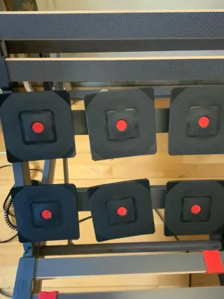 Cama Pardo 110cm con colchón nuevo.