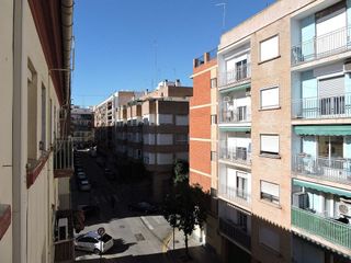 Piso en alquiler en Torrefiel en Valencia