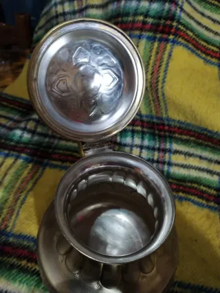 antigua metal labrado con sello maziza