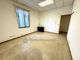 Oficina en alquiler en Plaza España - Villa Pilar - Reyes Católicos - Vadillos en Burgos