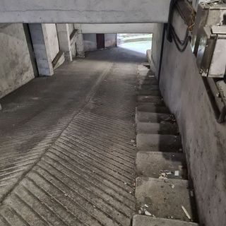 Garaje en alquiler en Ensanche - Sar en Santiago de Compostela