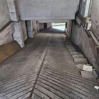 Garaje en alquiler en Ensanche - Sar en Santiago de Compostela