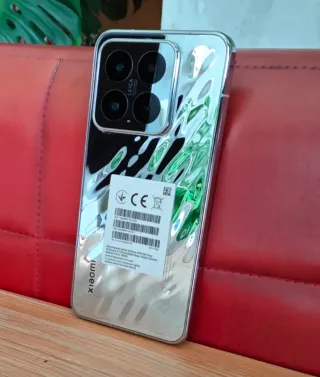 Xiaomi 15 Liquid silver