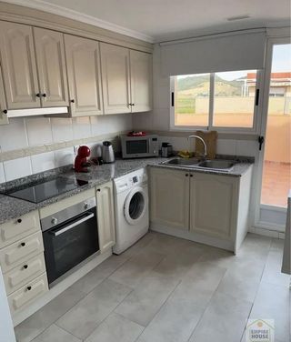 Ático en alquiler en Doctor Palos - Alto Palancia en Sagunto