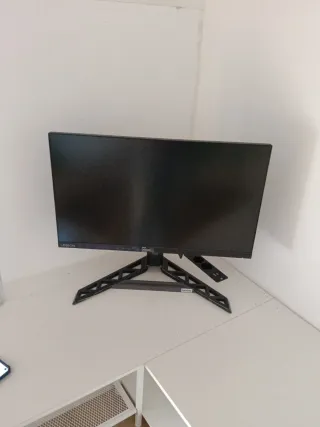 Monitor Gaming LEGION 24.5 280Hz FHD