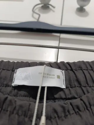 Pantalón Zara Bombacho Talla L