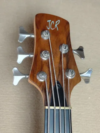 Bajo Eléctrico JCR Growlingman 5 Cuerdas