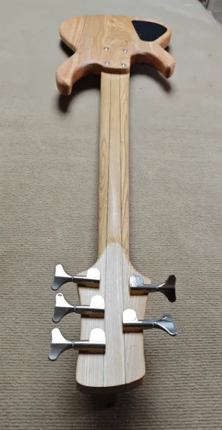 Bajo Eléctrico JCR Growlingman 5 Cuerdas