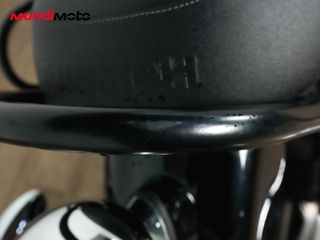 TRIUMPH BONNEVILLE 900