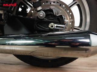 TRIUMPH BONNEVILLE 900