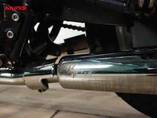 TRIUMPH BONNEVILLE 900