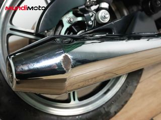 TRIUMPH BONNEVILLE 900