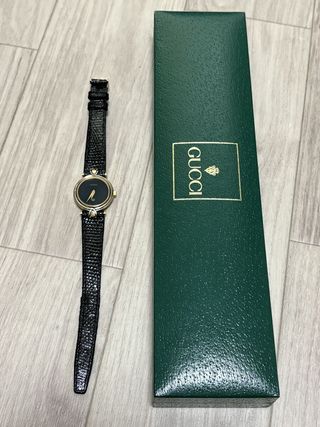 Reloj Gucci 4500L Vintage Cuarzo Negro/Dorado