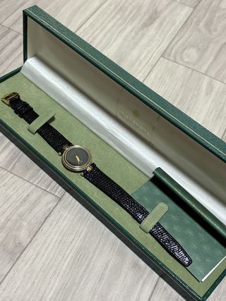 Reloj Gucci 4500L Vintage Cuarzo Negro/Dorado