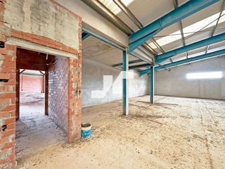 Edificio en venta en Vall d´Uixó (la)