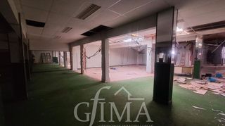 Local comercial en venta en Tomelloso