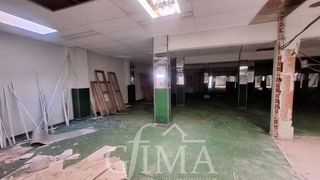 Local comercial en venta en Tomelloso