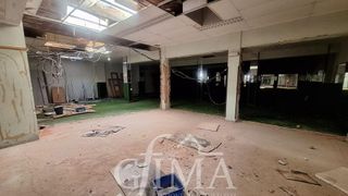 Local comercial en venta en Tomelloso