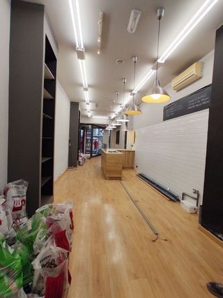 Local comercial en alquiler en Instituts - Universitat en Lleida