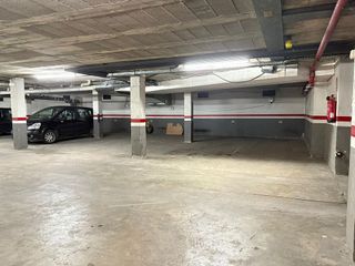 Garaje en venta en Olot