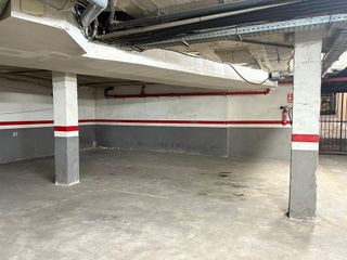Garaje en venta en Olot