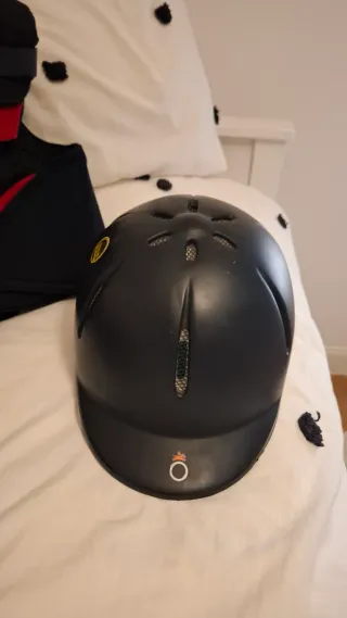 Conjunto hípica niño: cascos y chaleco