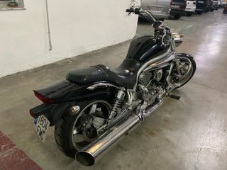 Hyosung Aquila 650 Negra