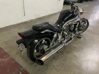 Hyosung Aquila 650 Negra