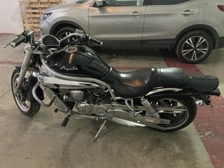Hyosung Aquila 650 Negra