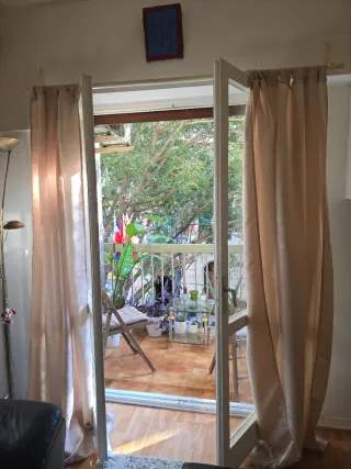 Habitacion en calle viladomat #45