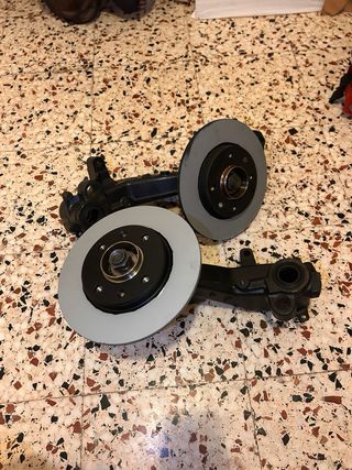 Manguetas traseras Peugeot 206 con pinzas