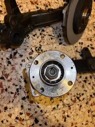 Manguetas traseras Peugeot 206 con pinzas