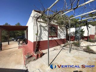Chalet en venta en Villena