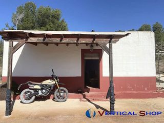 Chalet en venta en Villena