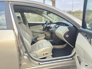 Nissan Primera 2004