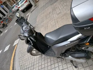 Honda Vision Gris