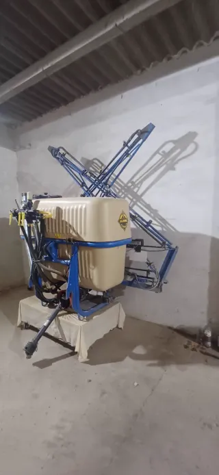 Sulfatadora Aguirre,Tractor Deutz Fahr 7007 ,