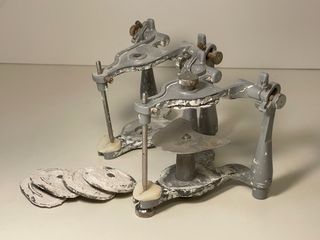 Articulador dental UNIDENT 3 puntos