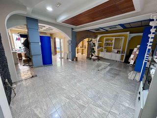 Local comercial en venta en Villena