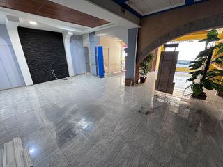 Local comercial en venta en Villena