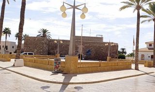 Hotel en venta en Carboneras