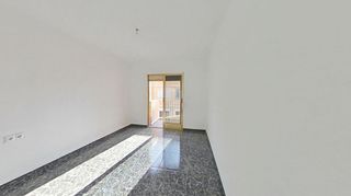 Piso en venta en Campoamor en Alicante