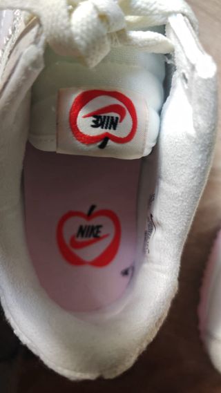 Nike Cortez Día de San Valentín