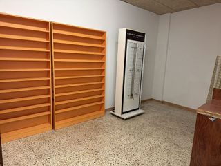 Local comercial en alquiler en Torelló