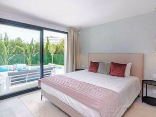 Casa adosada en alquiler en Playa Bajadilla - Puertos en Marbella