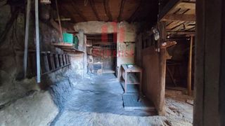 Chalet en venta en Barrocanes en Ourense