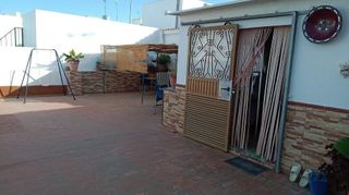 Casa adosada en venta en La Banda - Campo de Fútbol en Chiclana de la Frontera