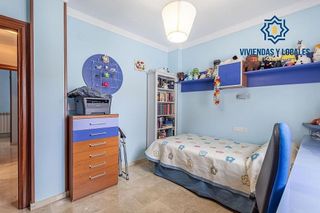 Casa adosada en venta en Angustias - Chana - Encina en Granada